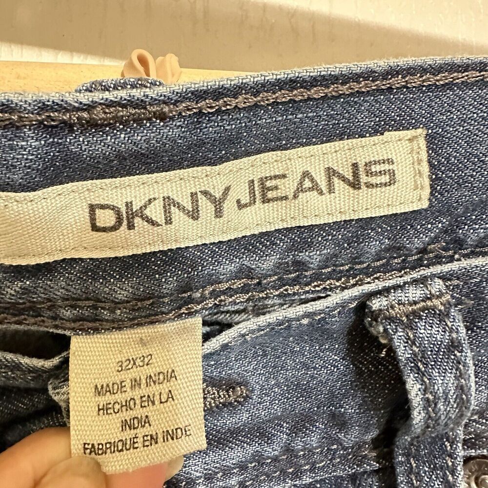 DKNY Men’s Jeans Denim Jeans 32x32 Straight Relaxed Distressed Y2K - Picture 4 of 11